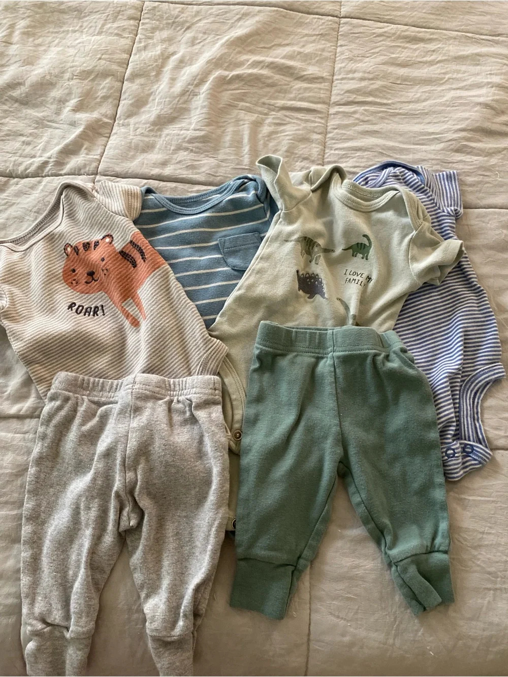 Old Navy Mixed Baby Outfit Bundle in Blue, Green, Red, Maroon, Yellow, Gray
